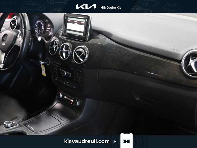 Mercedes Benz B250 2013 Rouge Laval - photo #24