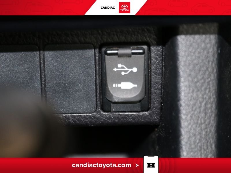 Toyota Corolla 2016 Bleu Laval - photo #27