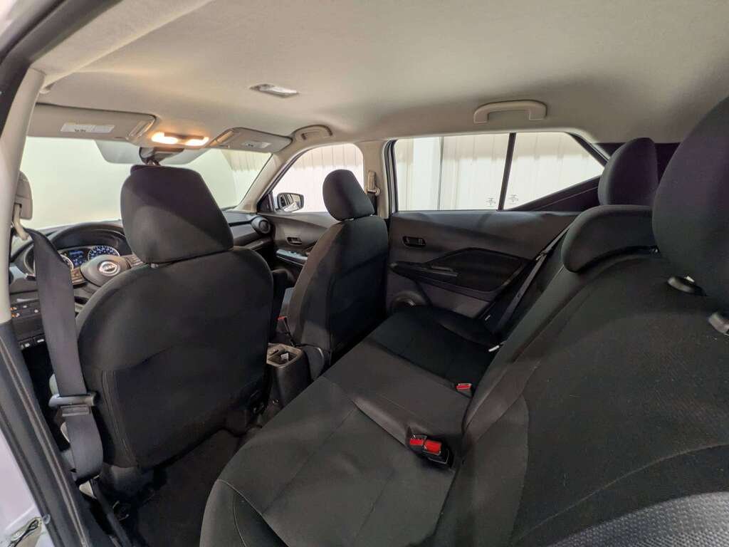 Nissan Kicks S FWD 2024 Blanc Val-David - photo #8