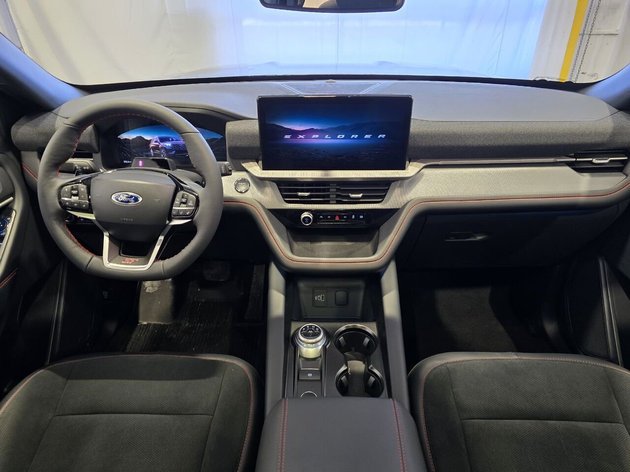 2026 Ford Explorer Agate Black Metallic Châteauguay - photo #5