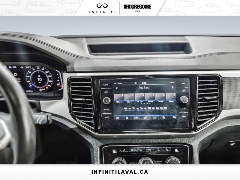 2022 Volkswagen Atlas White Blainville - photo #21