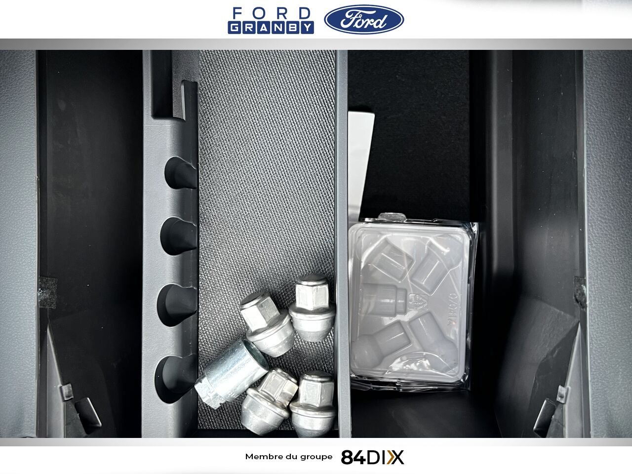 Ford F-150 2026 Bleu Granby - photo #37