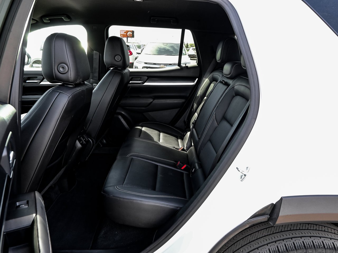 2026 GMC Terrain AWD 4dr Elevation White Sherwood Park - photo #29