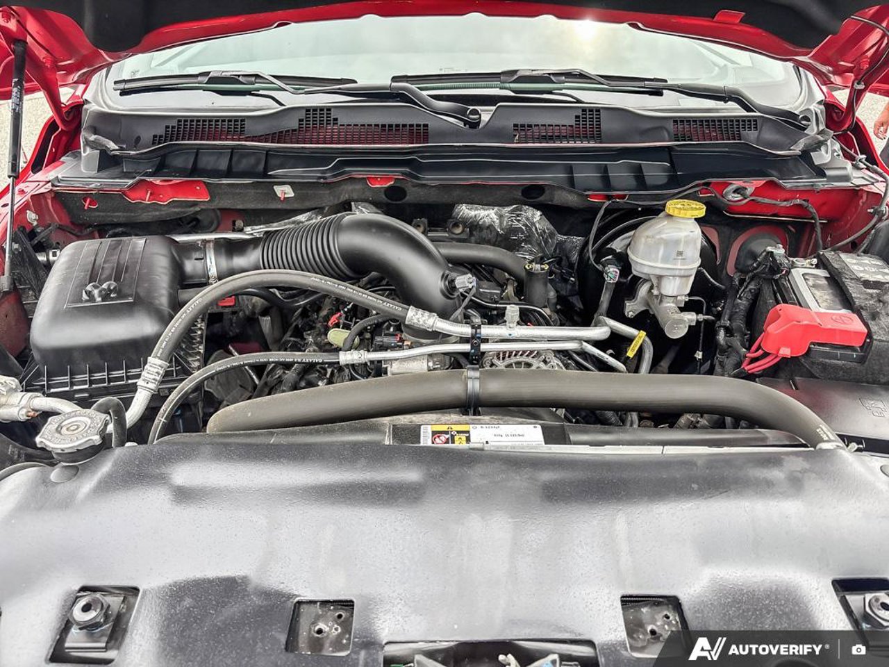 Ram 1500 Classic 3C6RR7KT1MG694042 2021 Rouge Mirabel - photo #12