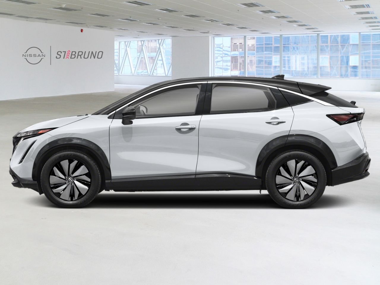 Nissan ARIYA 2026 Blanc Everest nacré triple couche/Diamant noir nacré Saint-Basile-le-Grand - photo #1