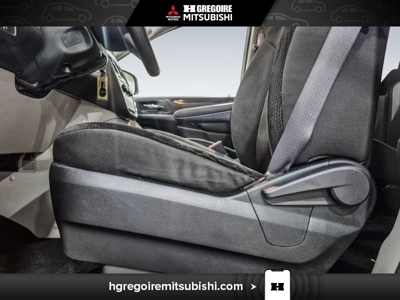 Dodge GR Caravan 2017 Brun Blainville - photo #14