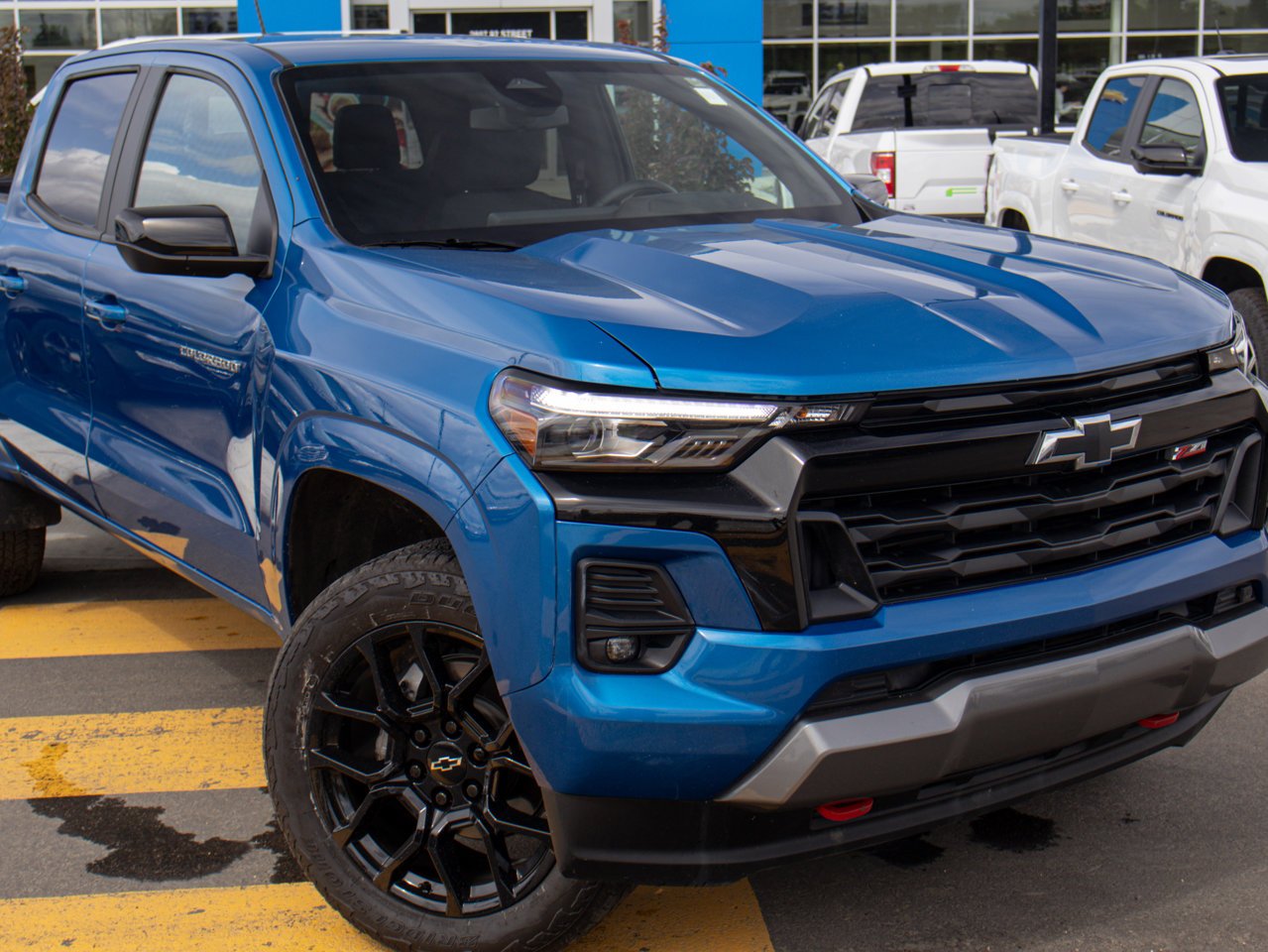 2024 Chevrolet Colorado 4WD Crew Cab Z71 Blue Sherwood Park - photo #14