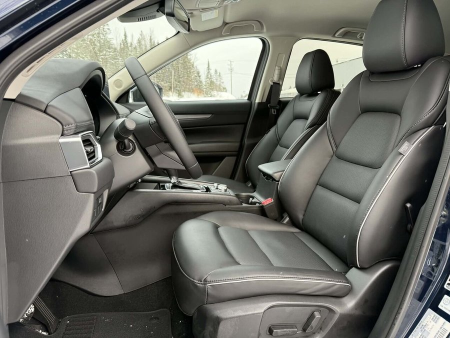 2025 Mazda CX-5 Gs, awd, Toit ouvrant, volant et rétroviseurs chauffants, hayon électrique Soul Red Crystal Metallic