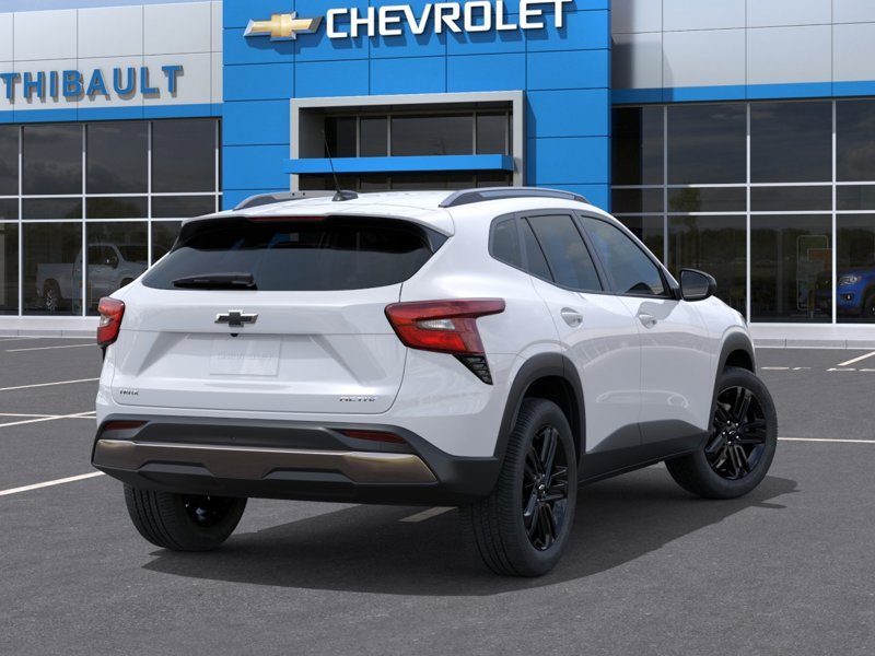 CHEVROLET Trax ACTIV 4 portes TA 2026 BLANC SOMMET Sherbrooke - photo #3