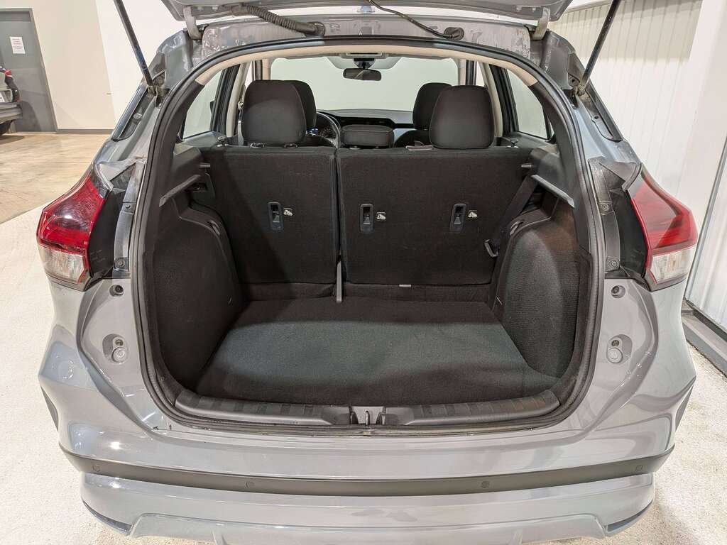 Nissan Kicks SV FWD 2024 Gris Val-David - photo #8
