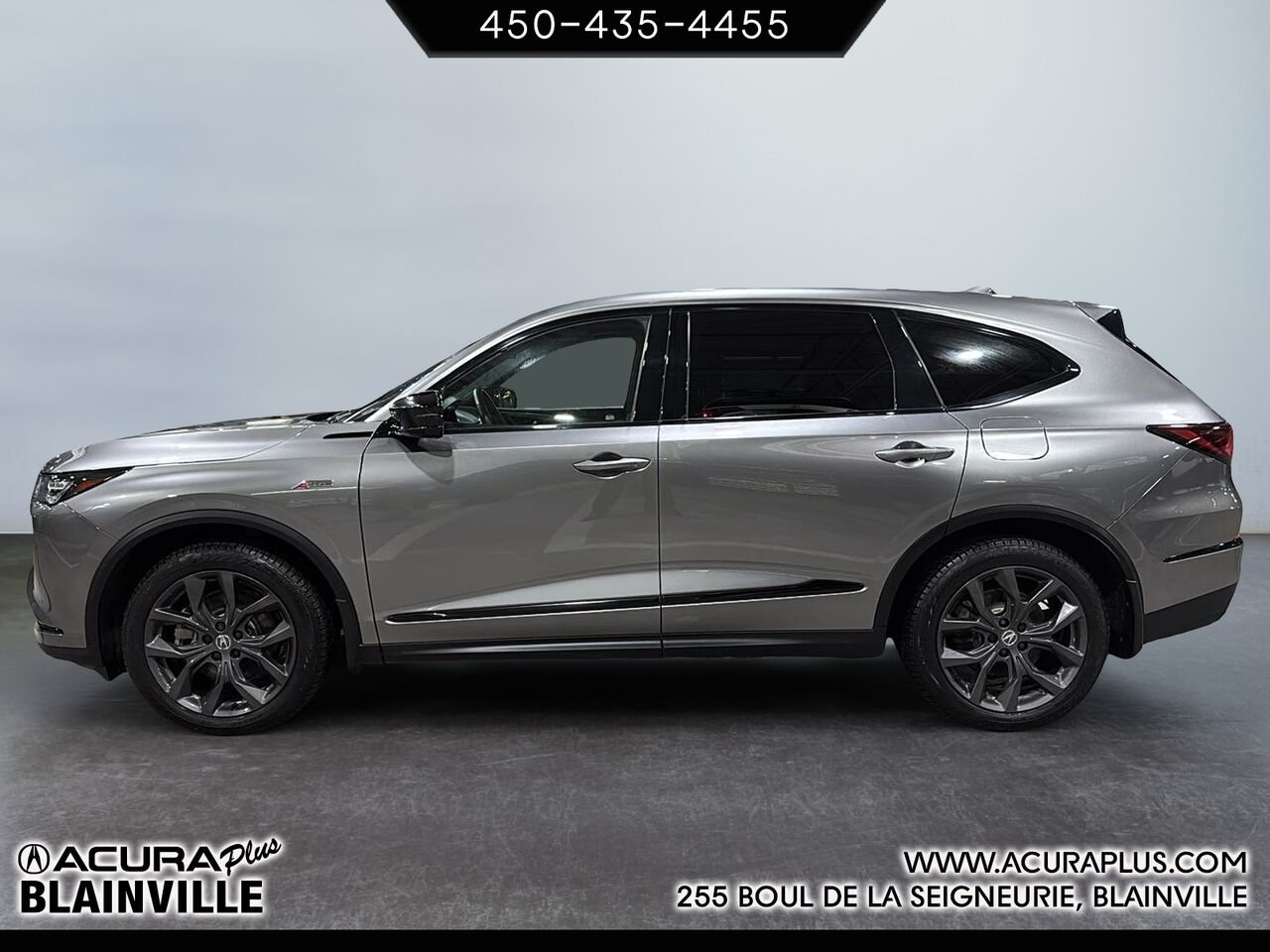 2024 Acura MDX Grey Blainville - photo #4
