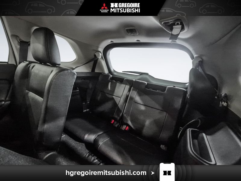 2016 Mitsubishi Outlander White Laval - photo #29