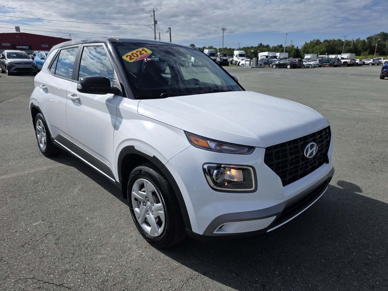 Hyundai Venue Essential IVT avec couleur deux tons 2021 Blanc Rouyn-Noranda - photo #27