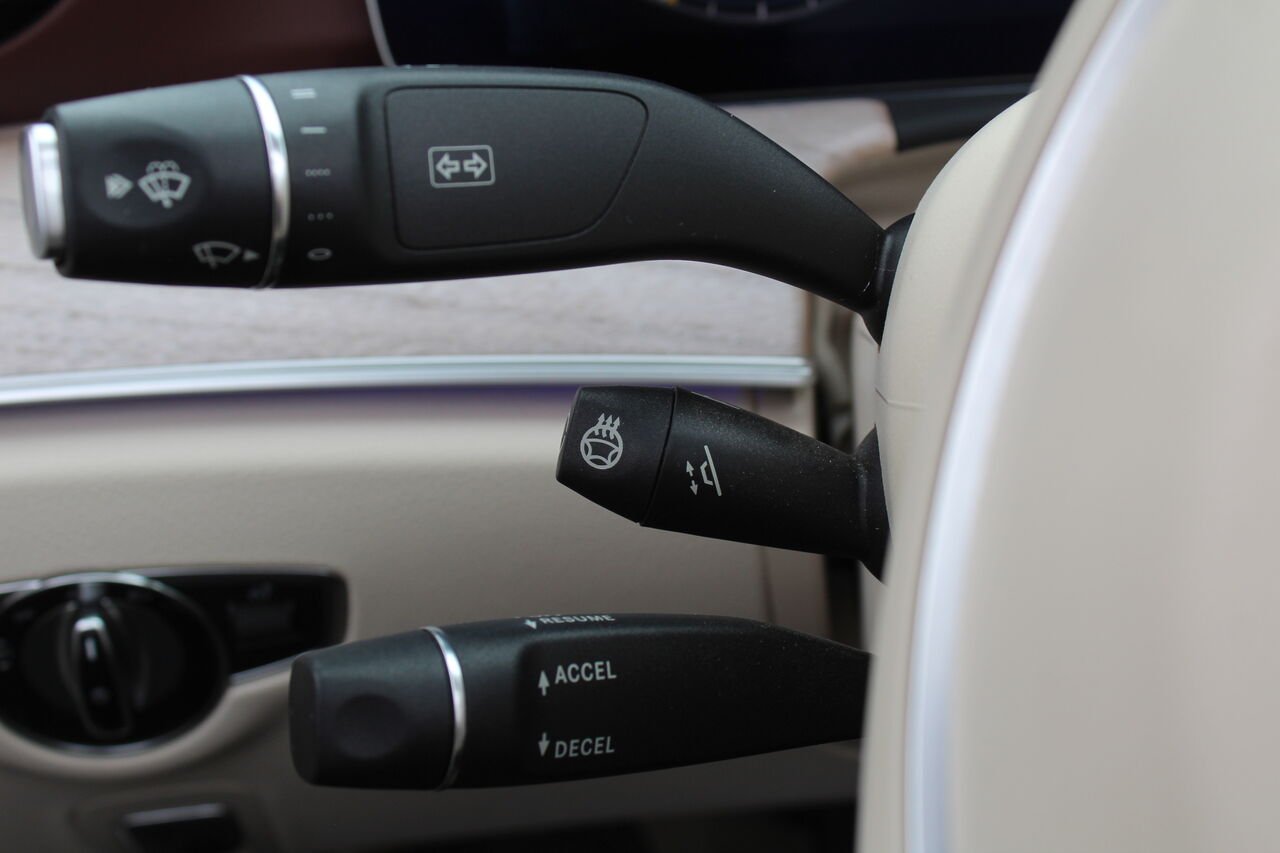 Mercedes-Benz Classe-E VIN: WDD1K6GB4JF060375 2018 Bleu Sainte-Rose - photo #13