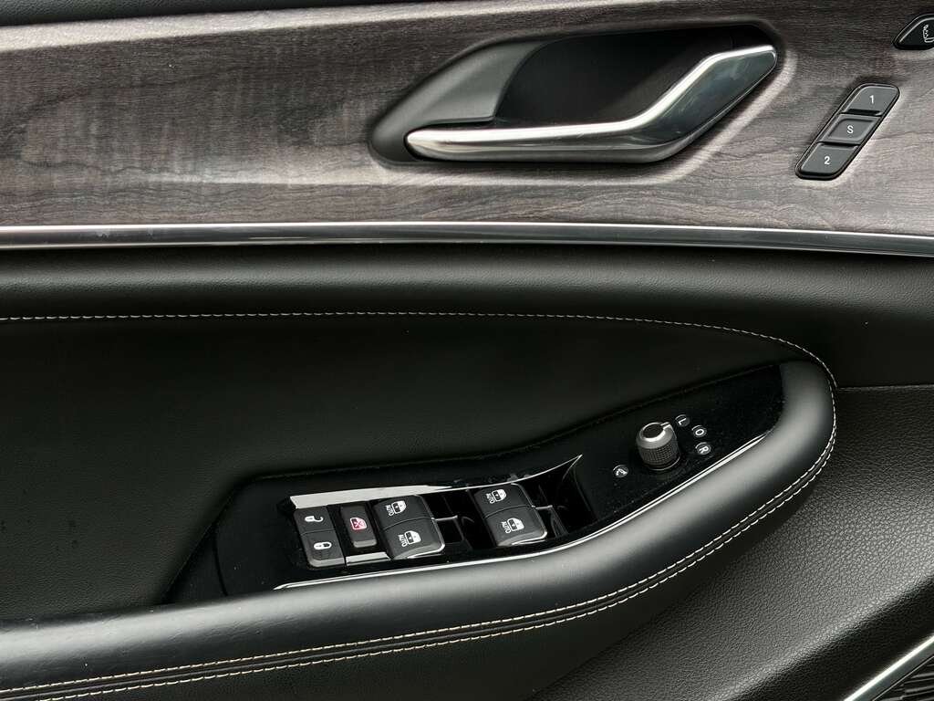 Jeep Grand Cherokee 2024 Bleu Gatineau - photo #9
