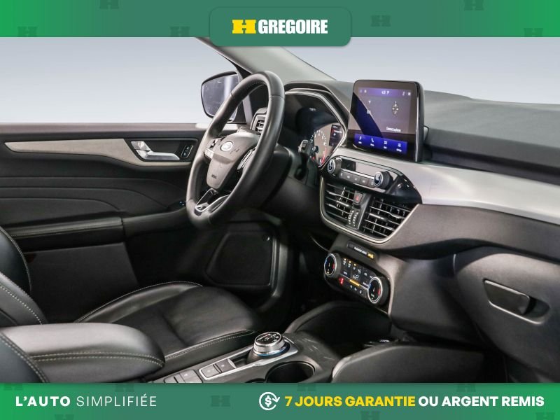 2022 Ford Escape Grey Laval - photo #30