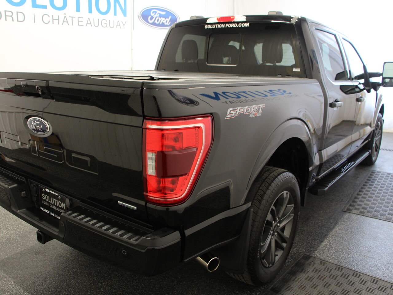 2023 Ford F-150 Black Châteauguay - photo #3