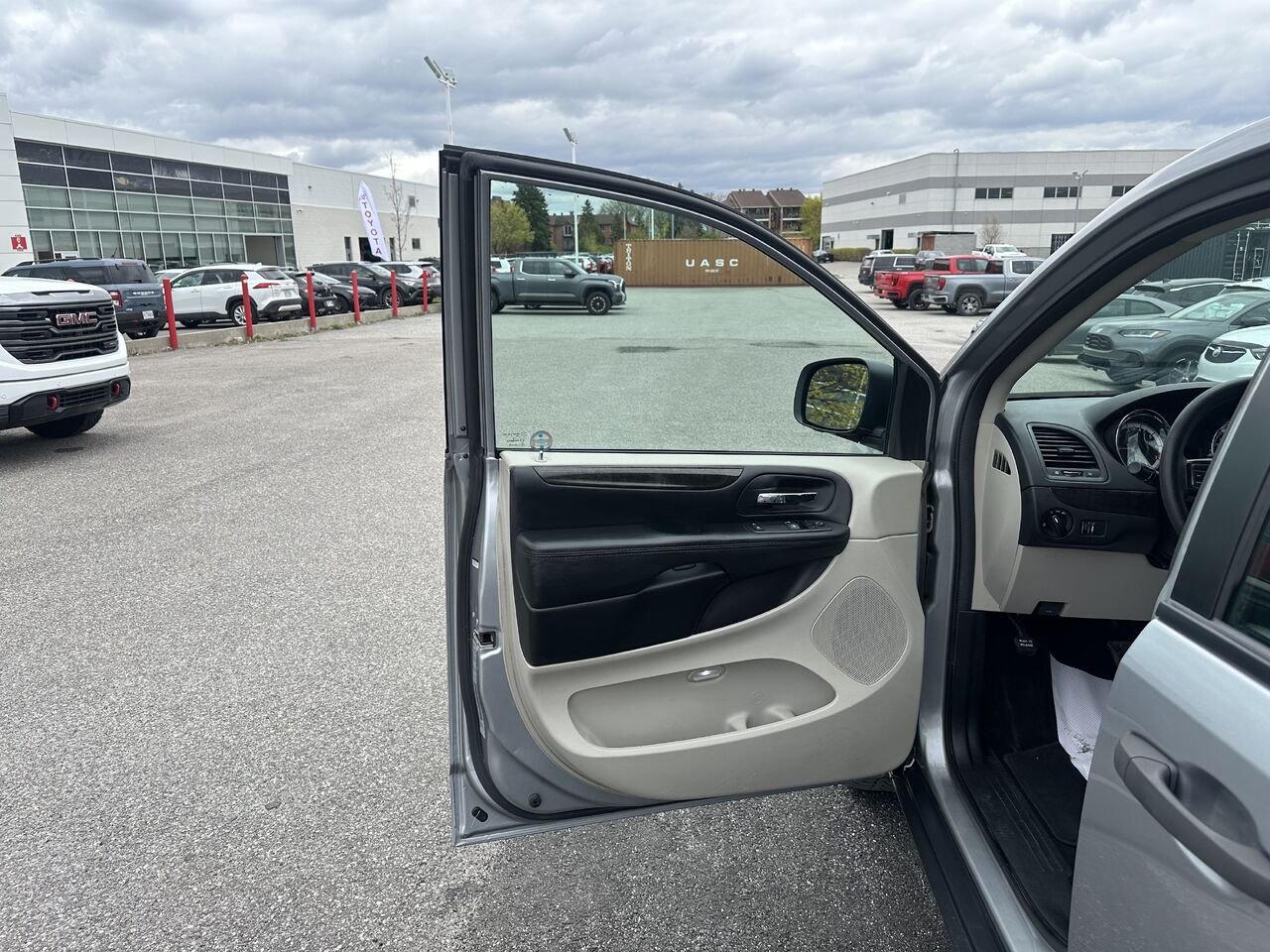 2019 DODGE CARAVAN Ensemble Valeur plus 2RM Grey Gatineau - photo #1