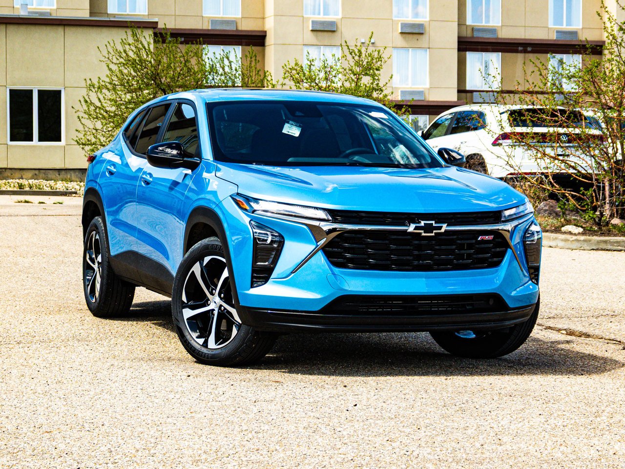 2026 Chevrolet Trax FWD 4dr 1RS Blue Sherwood Park - photo #1