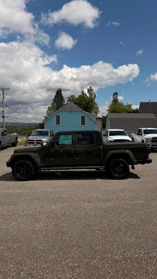 Jeep Gladiator 2023 Blanc Nantes - photo #1