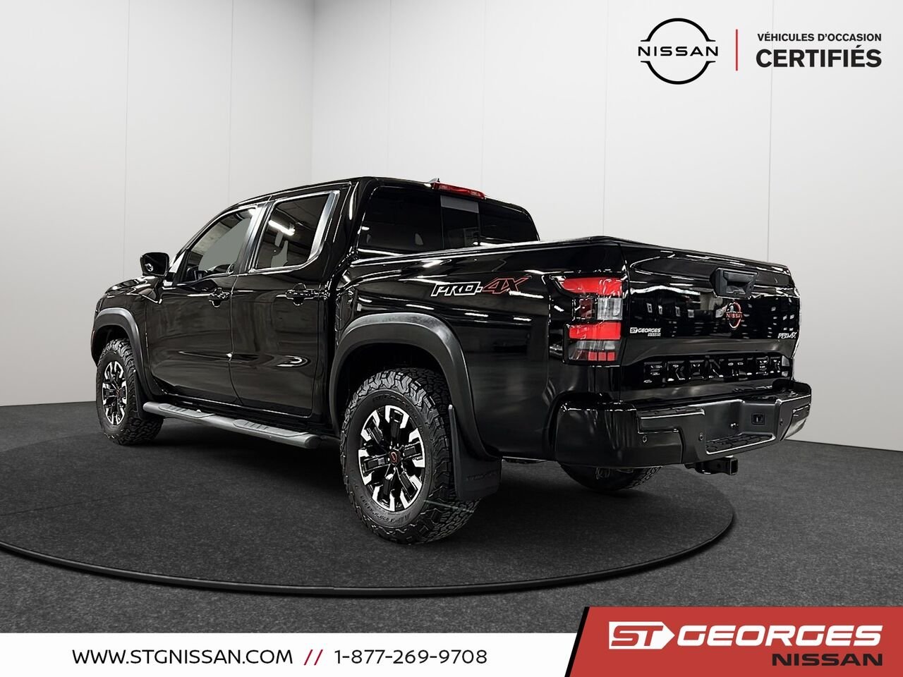 Nissan Frontier 2023 Noir Saint-Georges - photo #3