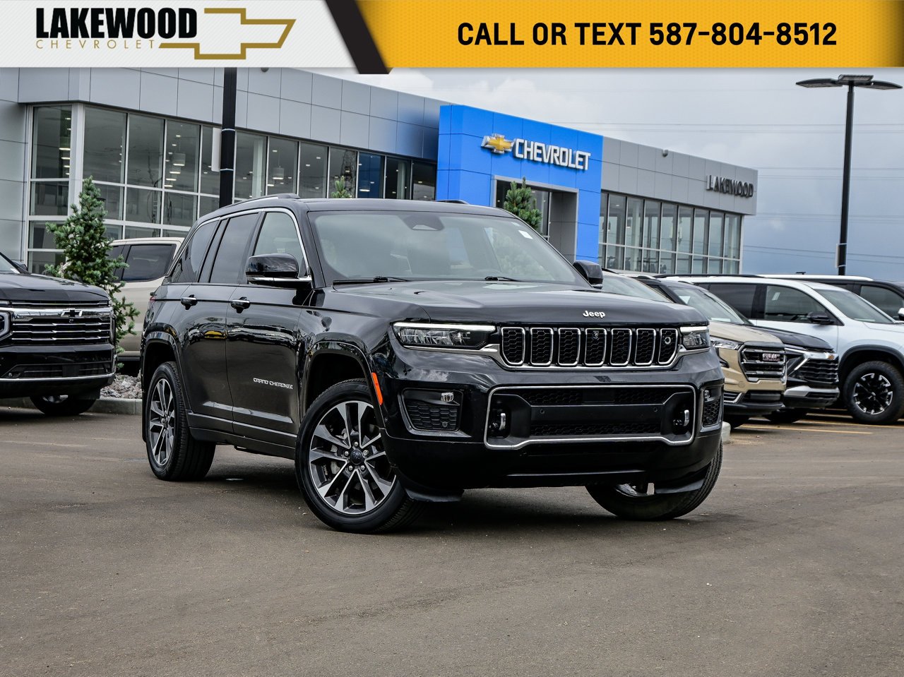 2023 Jeep Grand Cherokee Overland 4x4 Black Sherwood Park - photo #0
