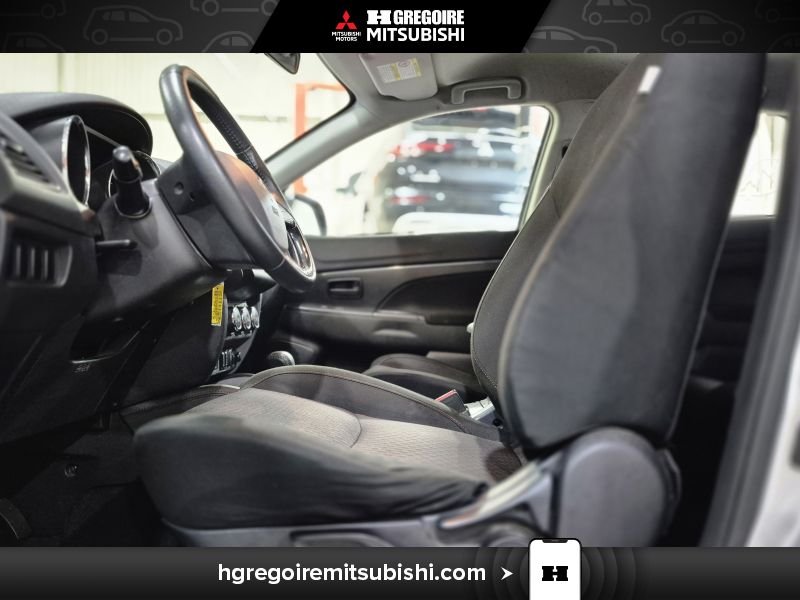 Mitsubishi RVR 2019 Gris Laval - photo #14