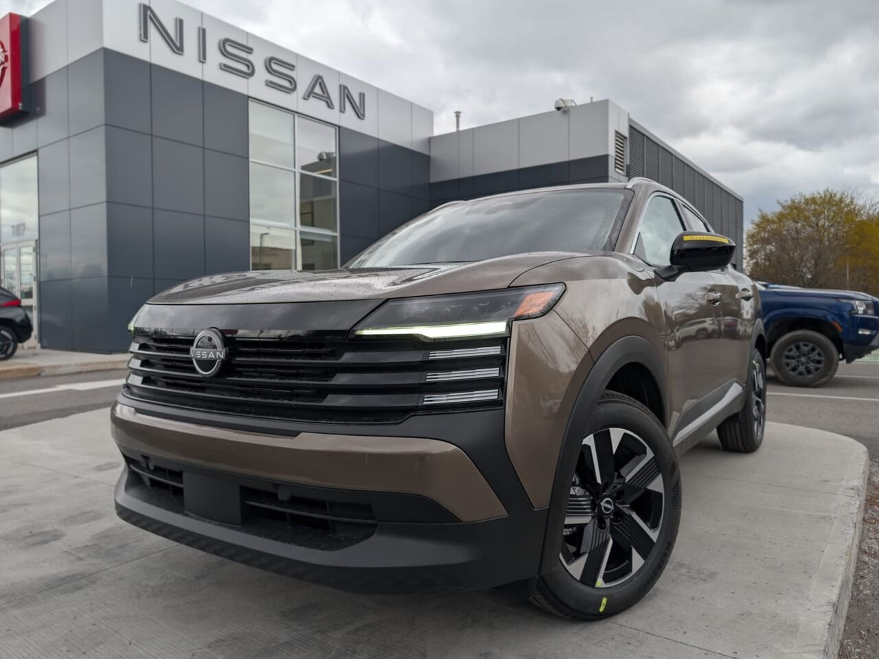 NISSAN Kicks KICKS SV PRIVIL GE 2026 Bronze canyon métallisé Châteauguay - photo #0