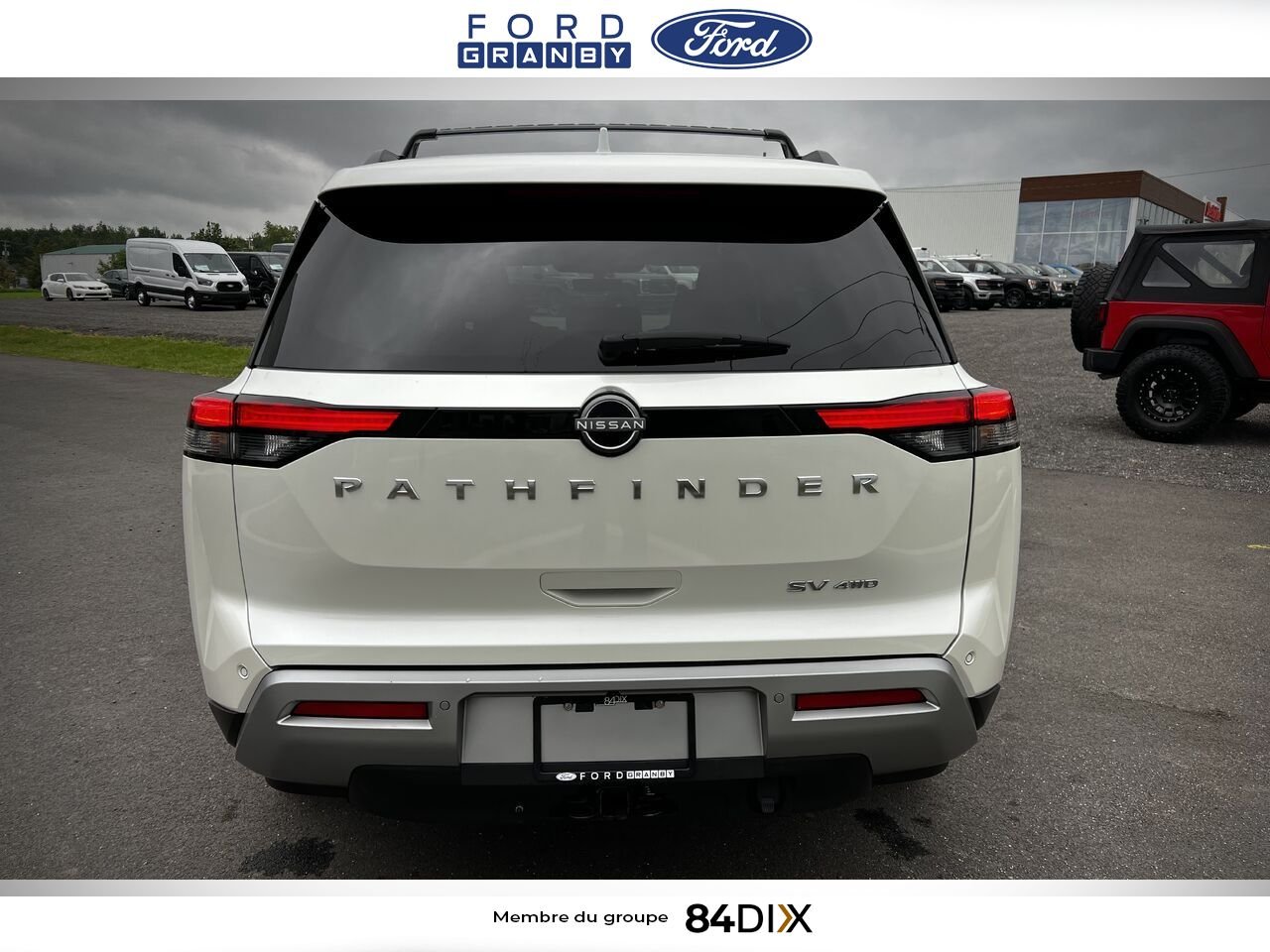 Nissan Pathfinder 2024 Blanc Granby - photo #5