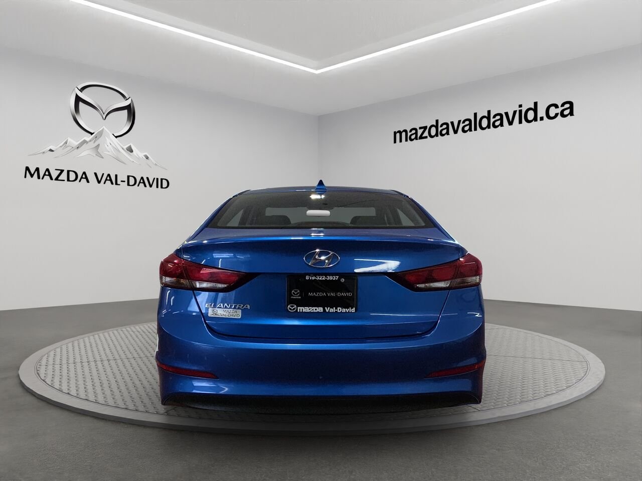 Hyundai Elantra Berline 4 portes, boîte automatique, GL, volant chauffant, caméra de recul 2017 Bleu Val-David - photo #19