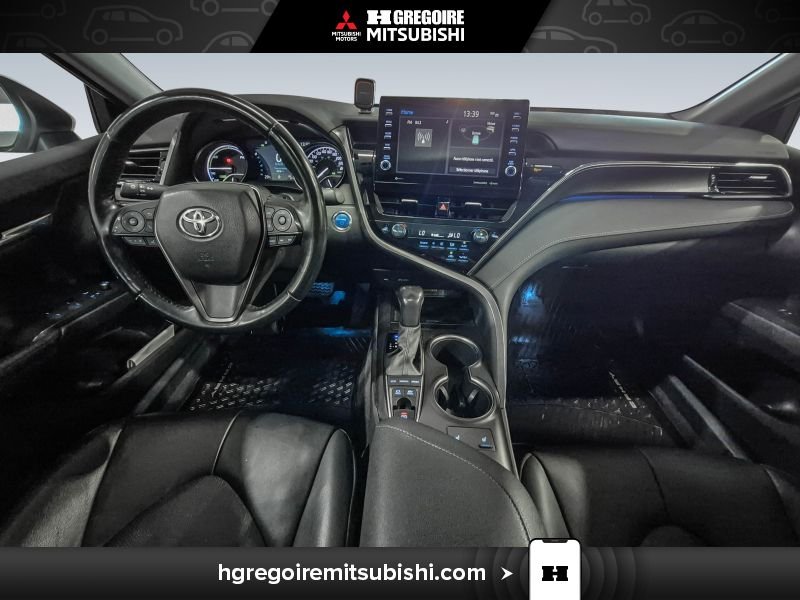 2021 Toyota Camry White Laval - photo #23