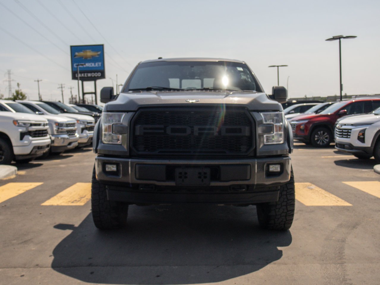 2017 Ford F-150 4WD SuperCrew 145 XLT Grey Sherwood Park - photo #2