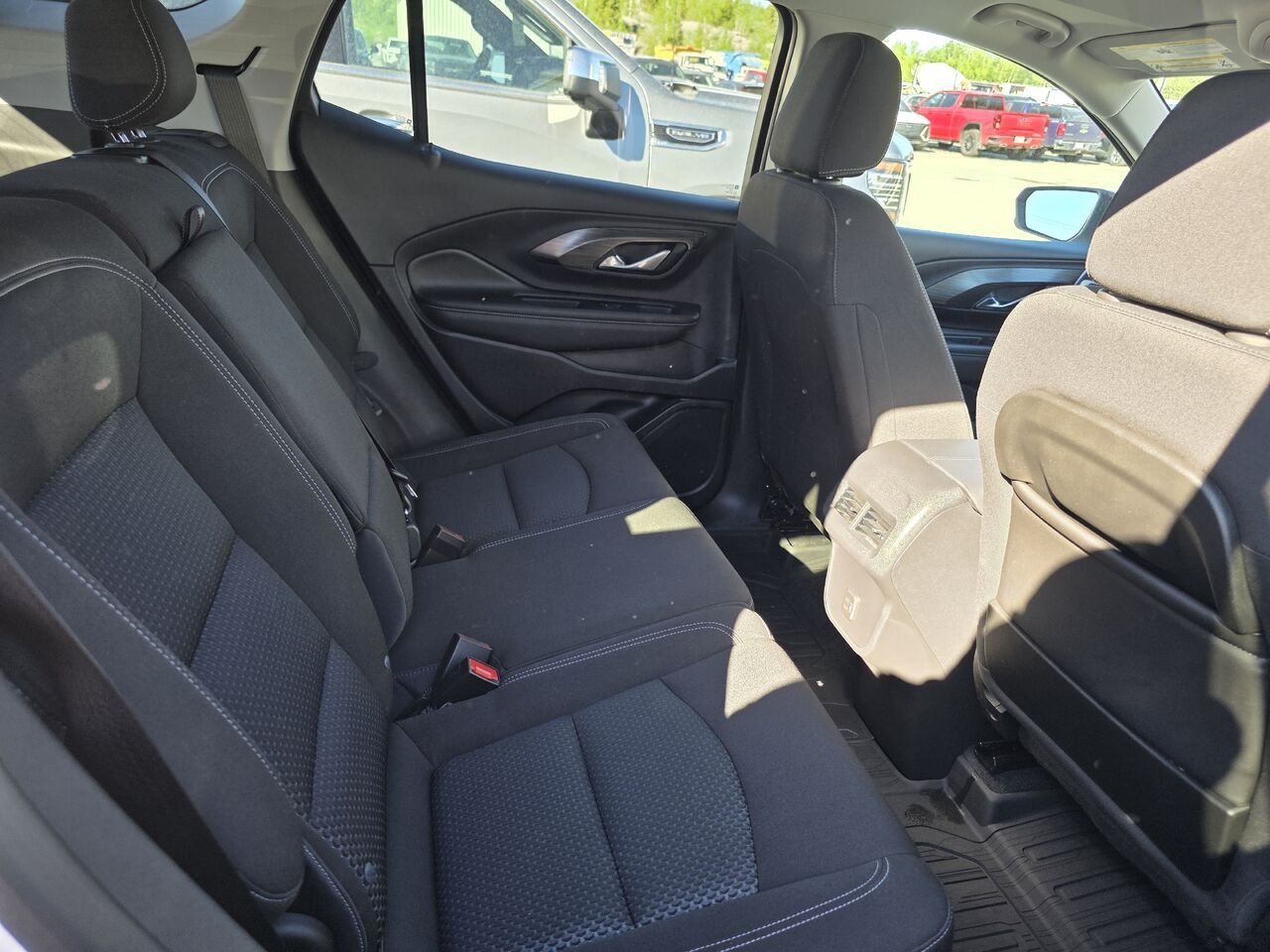 GMC Terrain SLE 2023 Blanc Rouyn-Noranda - photo #15