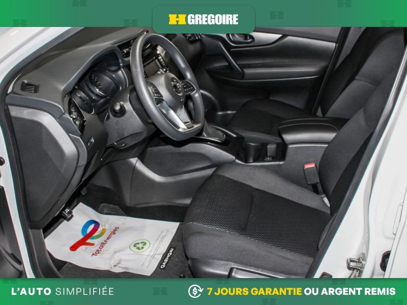 Nissan Qashqai 2023 Blanc Laval - photo #11