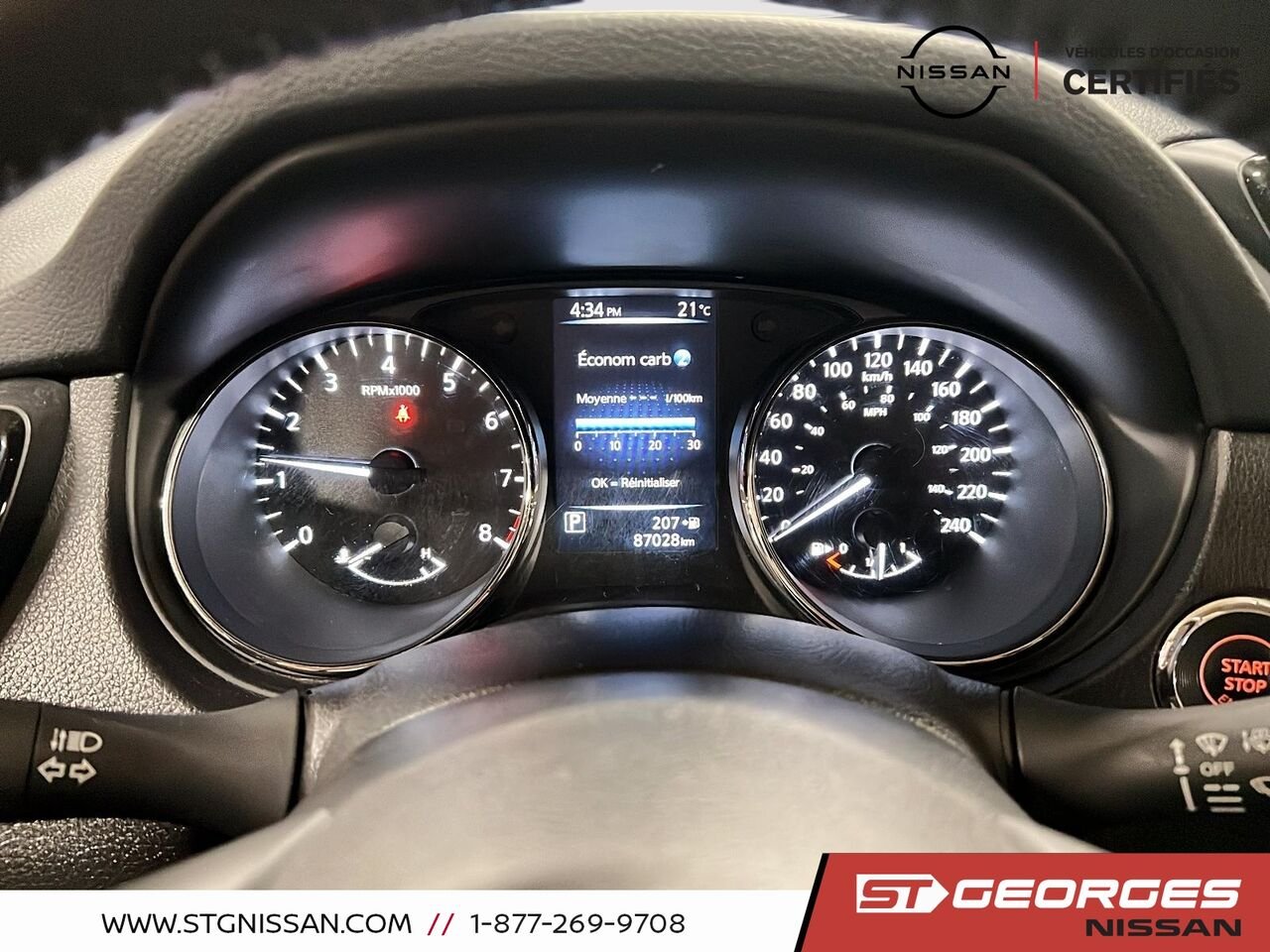2017 Nissan Qashqai Grey Saint-Georges - photo #12