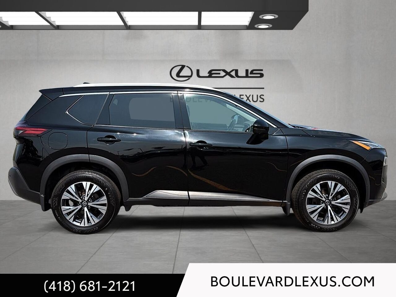 2021 Nissan Rogue Black Quebec - photo #2
