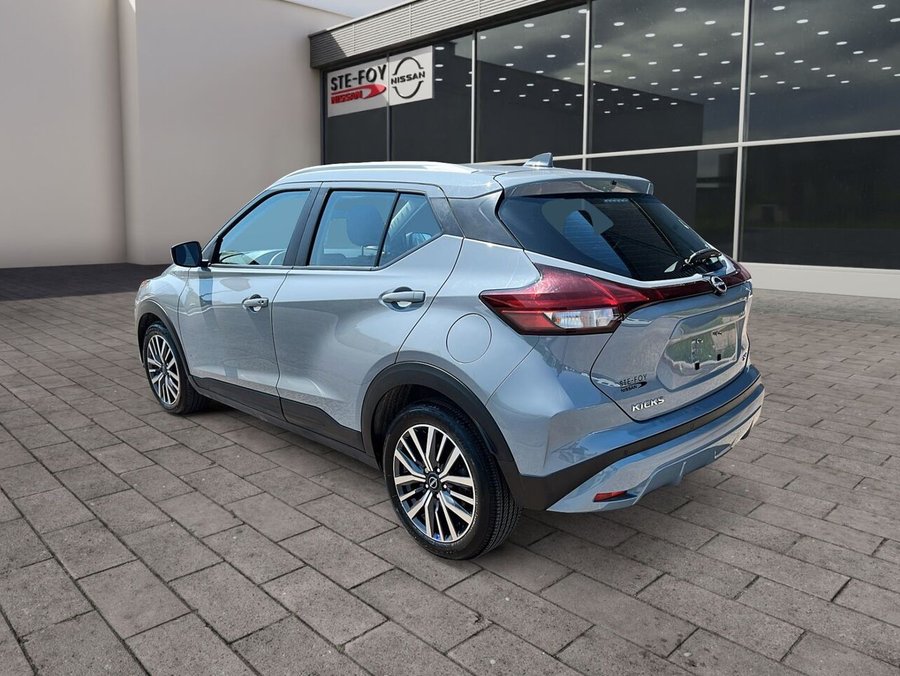 Nissan Kicks SV TA 2024 2024 Gris