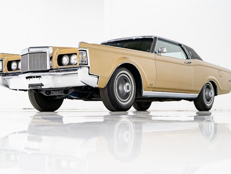 1969 Lincoln Continental 1969 Gold