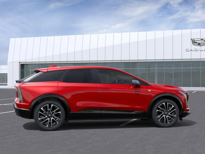 CADILLAC OPTIQ 4 portes - Sport 2027 Teinte rouge éclatant