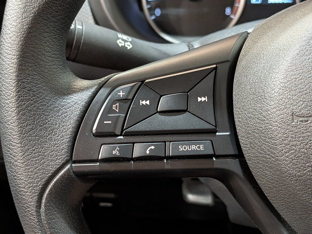 Nissan Kicks S FWD 2024 Bleu Val-David - photo #14