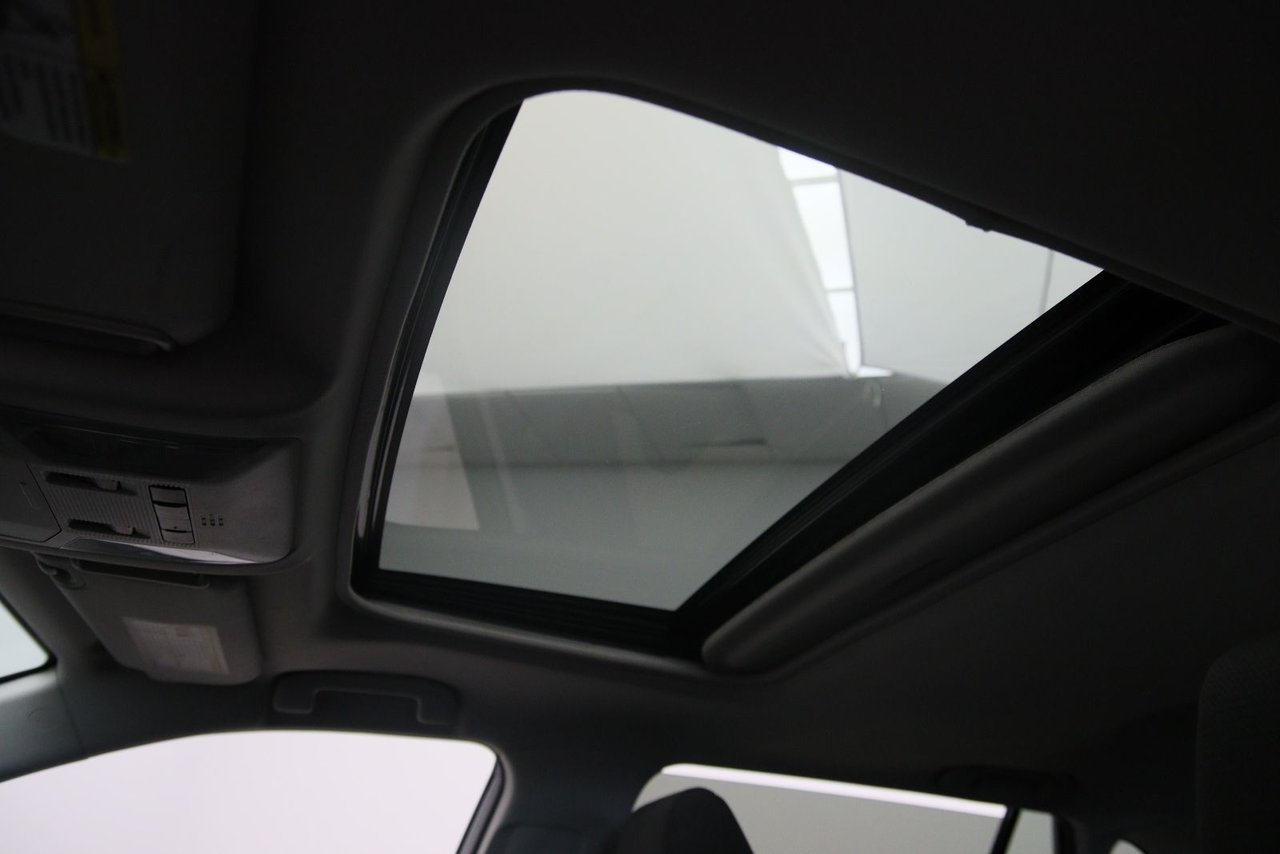 Toyota RAV4 NIV 2T3R1RFV2KC038406 2019 Noir Baie-Comeau - photo #5