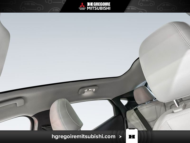 2025 Ford Mustang Mach-E White Blainville - photo #14