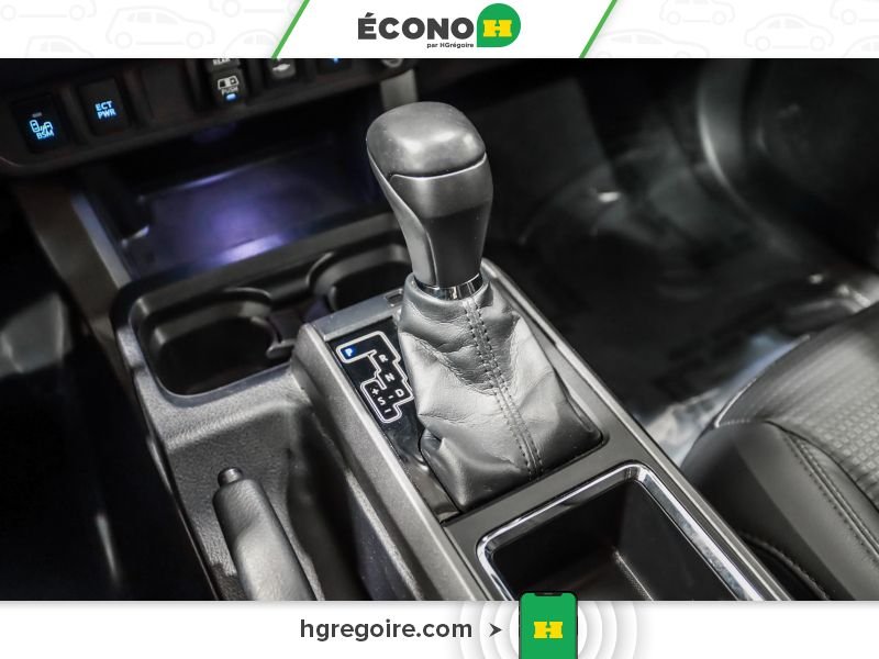 2018 Toyota Tacoma Blue Blainville - photo #19