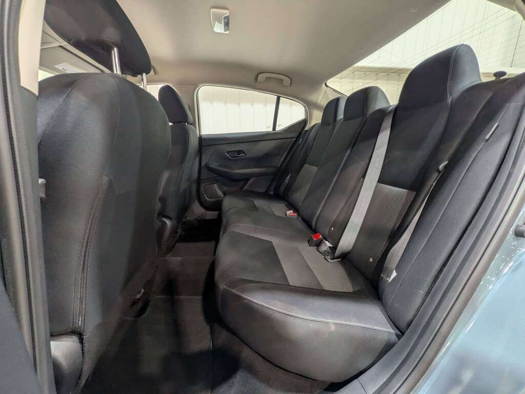 Nissan Sentra SV CVT 2024 Gris Val-David - photo #10