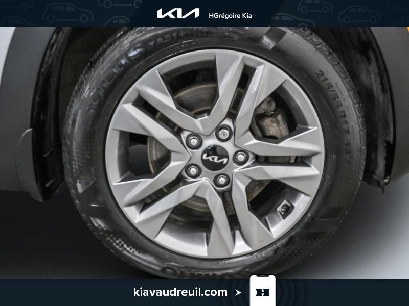 2023 Kia Seltos Silver Laval - photo #28