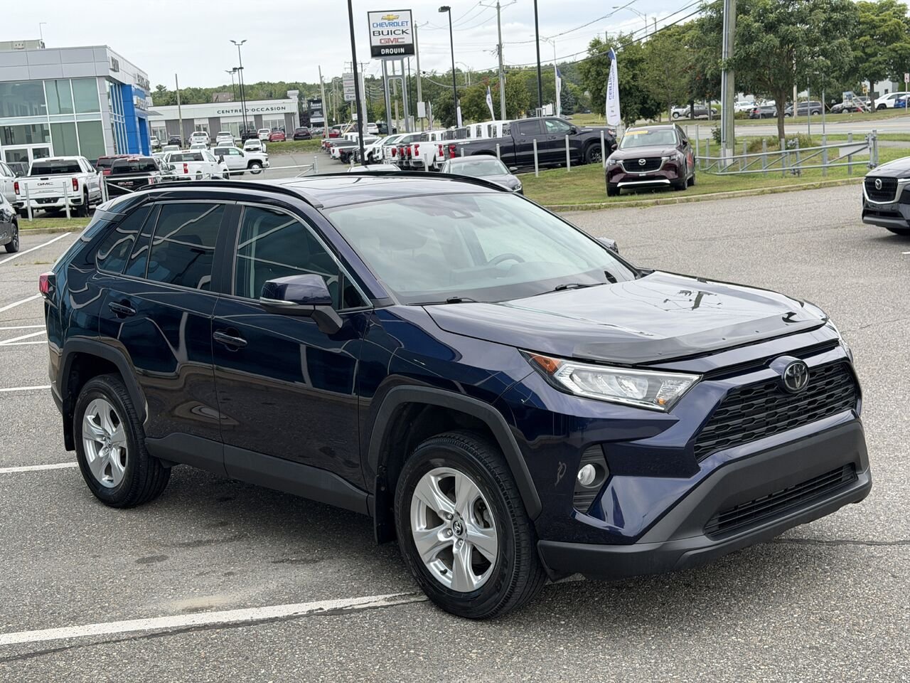2020 Toyota RAV4 Blue Ste-Marie - photo #3