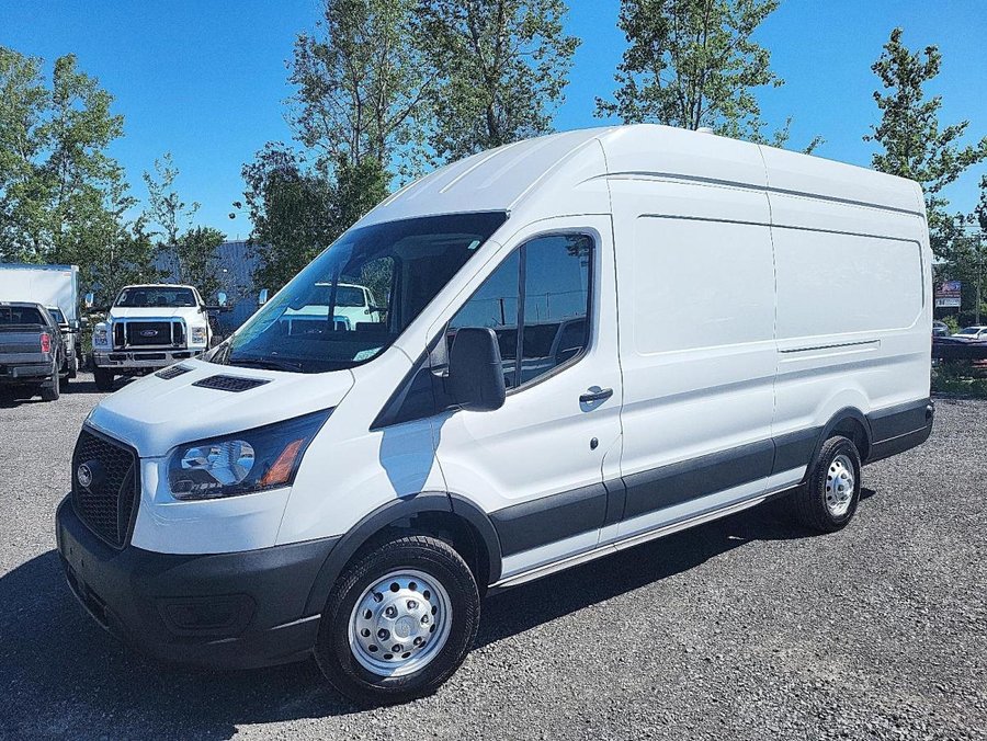 2026 Ford Transit Cargo Van 2026 Oxford White