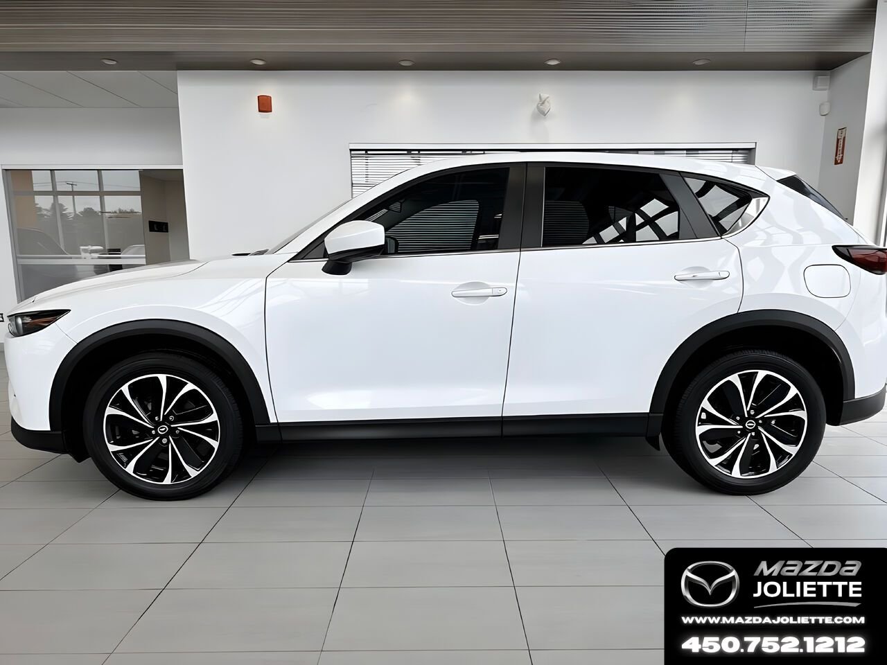 2025 MAZDA CX-5 Rhodium White Metallic Notre-Dame-des-Prairies - photo #2