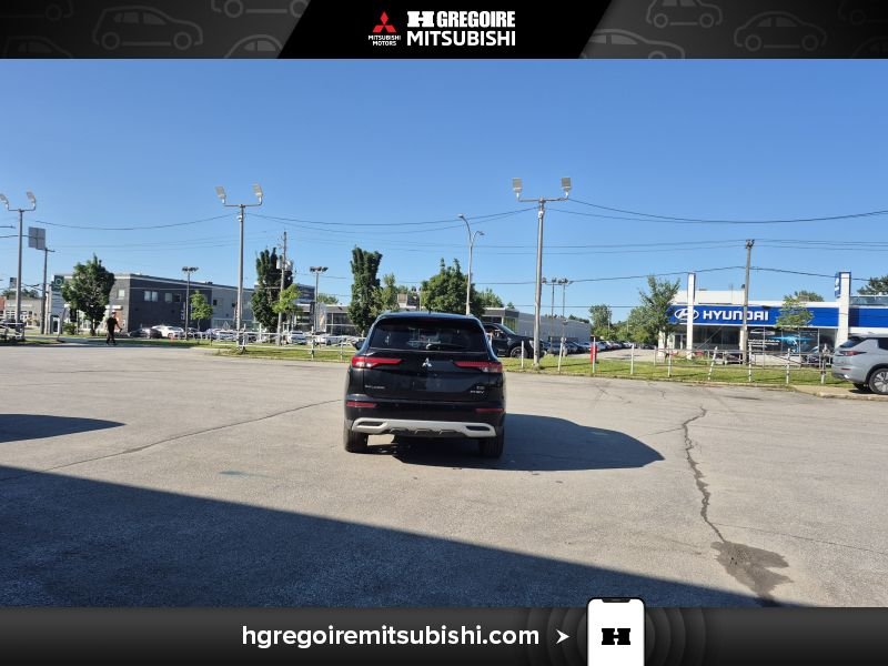 Mitsubishi Outlander PHEV 2023 Noir Laval - photo #7