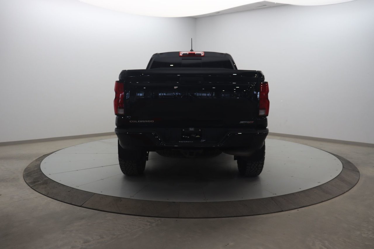 2024 Chevrolet Colorado 4WD ZR2 Black Baie-Comeau - photo #4